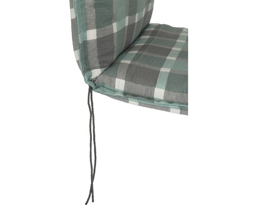 Vadderad stolsdyna med rutigt mönster och knytband