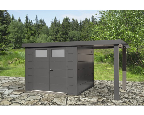 Metallförråd med tak i trädgården