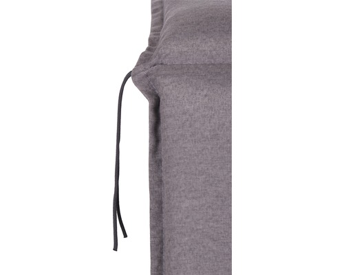 Detaljvy av en rullgardin med dragsko