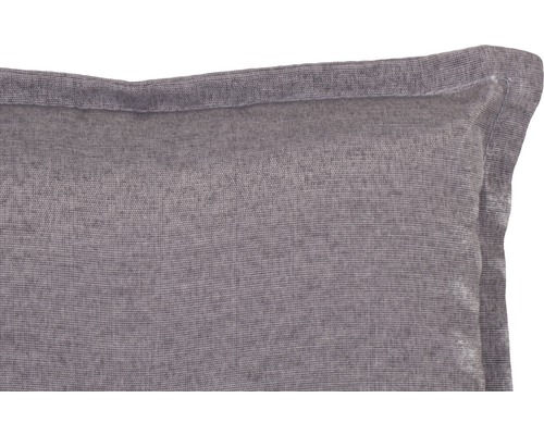 Grå kudde av tyg