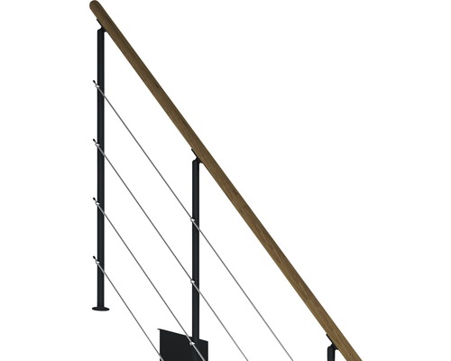 Räcke med trähantel och stålkablar
