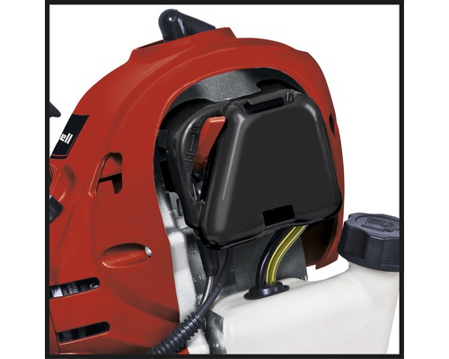 Detaljbild av en grästrimmer