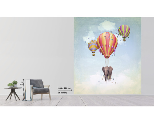Tapet med bild av elefant och luftballonger i ett rum