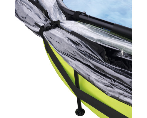 Detalj av regnskydd för barnvagn