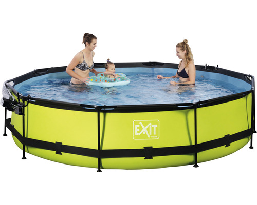 Rund ovanjordisk pool med människor i vattnet