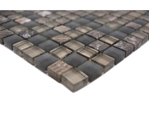 Mosaikplatta av glas och sten