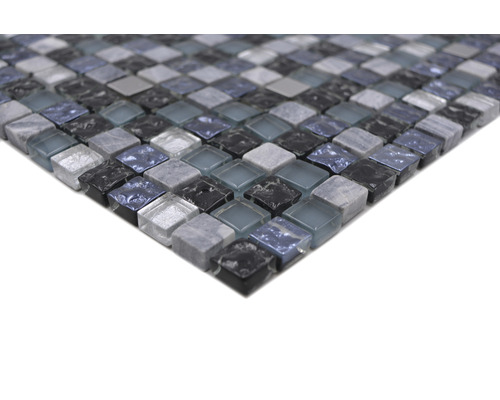 Mosaikplatta av glas och sten