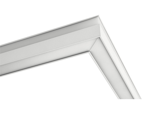 Detalj av en vit dekorlist