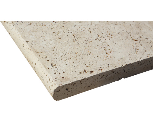 Fönsterbräda i travertin med rundad kant