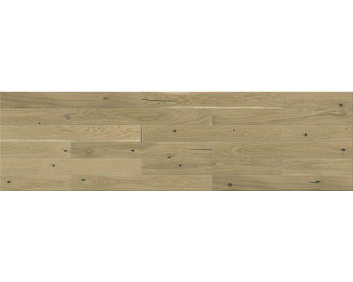 Ljust trägolv av ek med kvistar