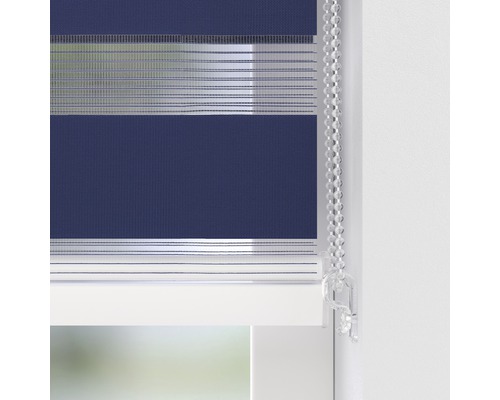 Fönsterrullgardin med kedjedrag och omväxlande transparenta och täckande ränder