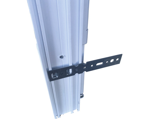 Fönsterkarm med fästvinkel