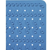 Blå badrumsmatta med sugproppar och hål