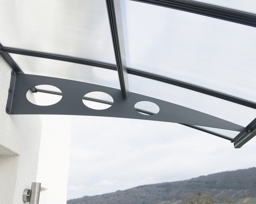 Tak med transparent polykarbonat och stålfäste