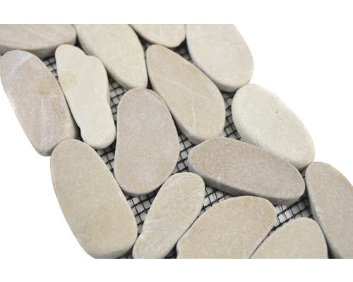 Mosaikmatta med naturstenar