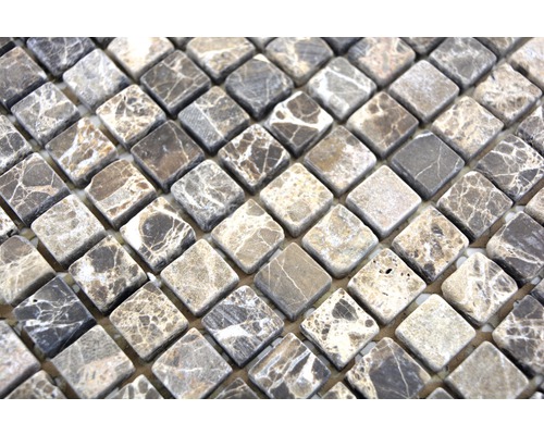 Mosaikplattor av natursten