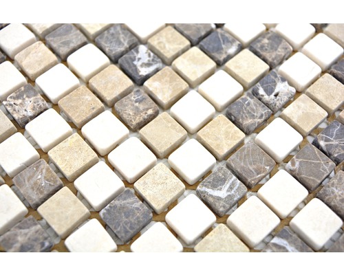 Mosaikplattor av natursten