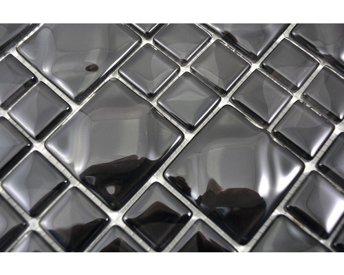 Glasmosaikplatta med kvadratiska element