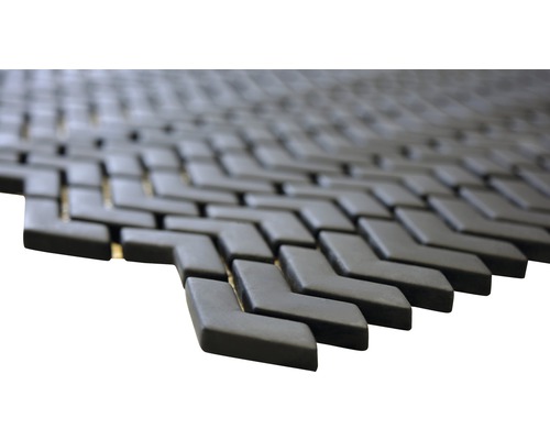 Pilformade keramiska plattor