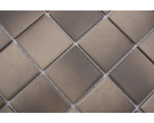 Mosaikplatta med fyrkantiga stenar