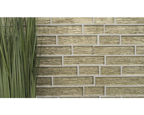 Väggplattor av glas i tegelstensdesign