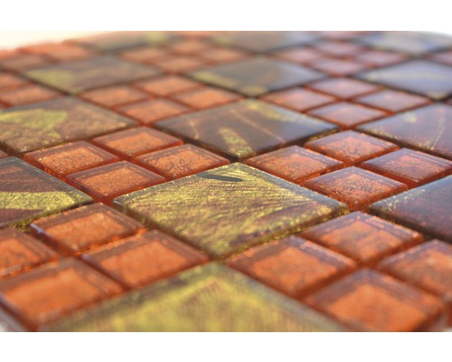 Fyrkantiga mosaikplattor av glas