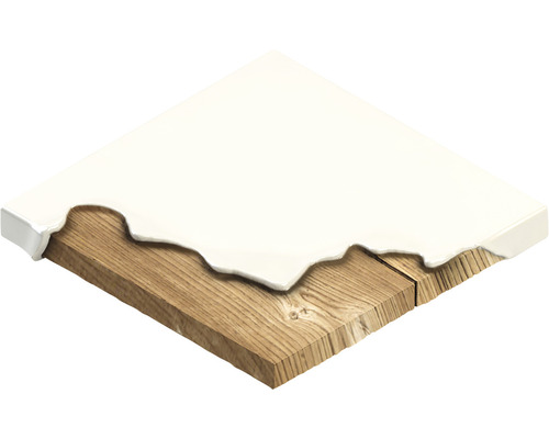 Träbräda med vit beläggning