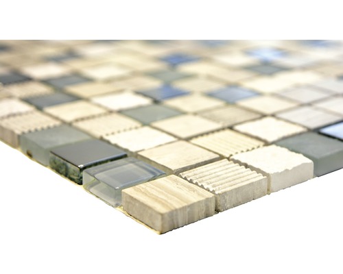 Mosaikplatta med olika material