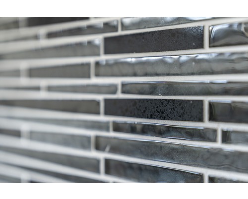 Mosaikplattor i horisontellt arrangemang