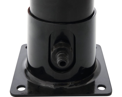 Detaljvy av en svart hydraulcylinder med monteringsfläns