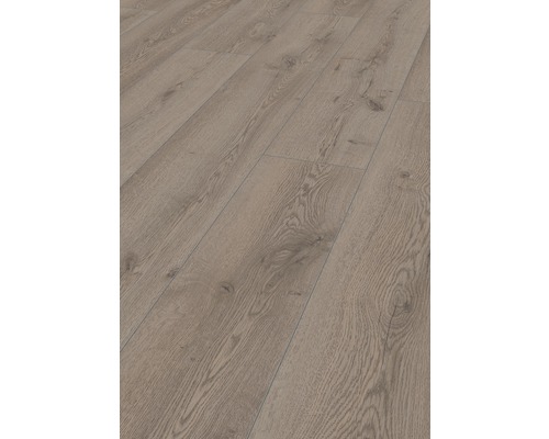 Närbild av laminatgolv med träutseende