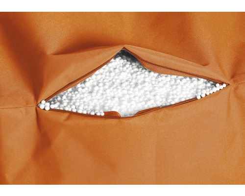 Orange sittpuff fylld med frigolitkulor