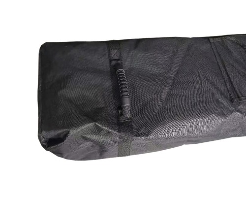 Svart bärväska med handtag