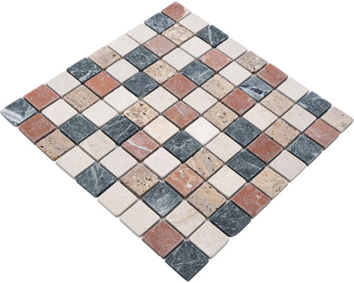 Fyrkantiga mosaikplattor av natursten