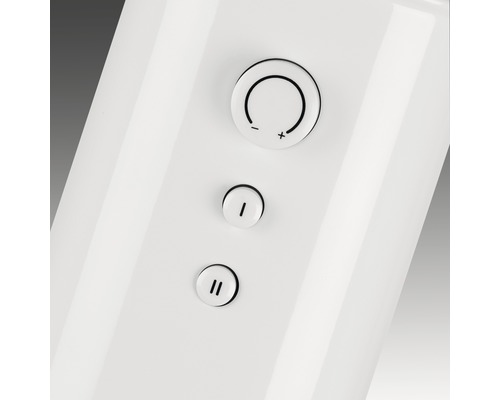 Detaljvy av kontrollerna på en varmvattenberedare