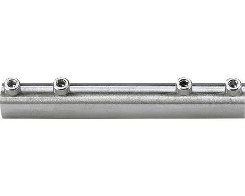 Metallrör med fem skruvar