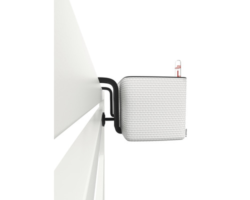 Vit blomlåda för fastsättning på räcket