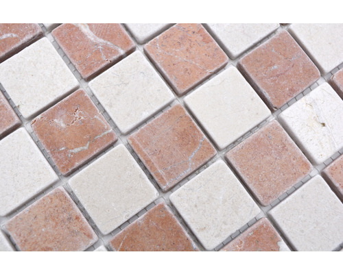 Mosaikplattor av natursten
