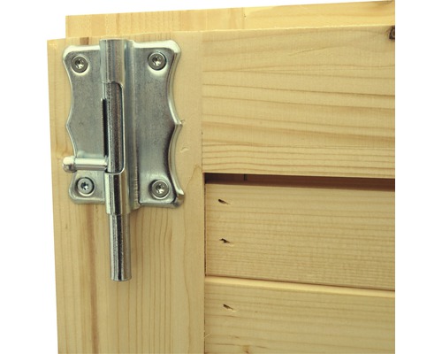 Detaljvy av ett träskåp med metallås