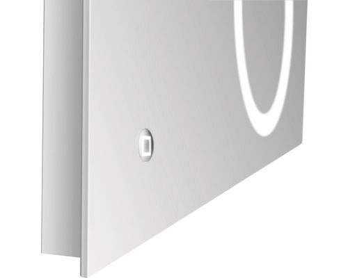 Vitt spegelskåp med belysning