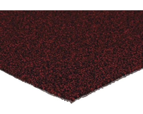 Rödmönstrad heltäckningsmatta