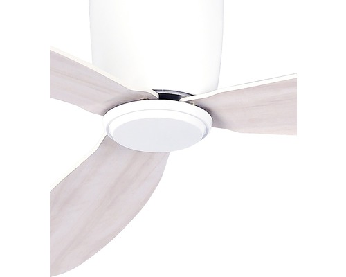 Takfläkt med tre blad