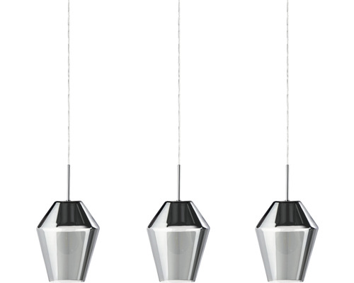 Tre lampor med lampskärmar