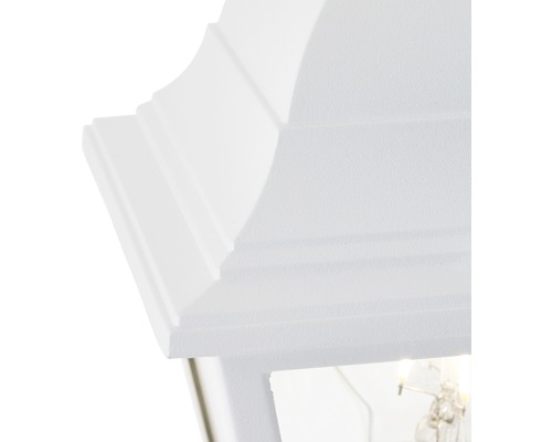 Detaljvy av en vit utomhuslampa