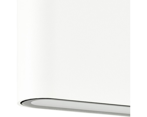 Detaljvy av infälld takspotlight