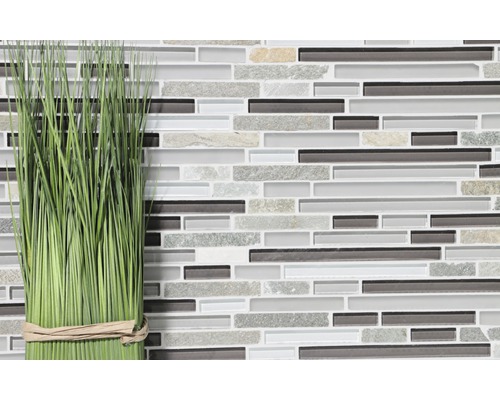 Mosaikplatta med glas- och stenutseende och dekoration