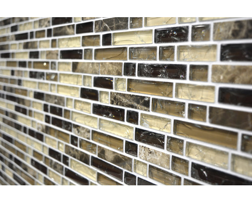 Mosaik kakelvägg med rektangulära plattor