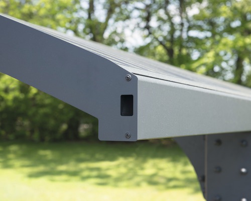 Detaljvy av ett terrasstak av metall