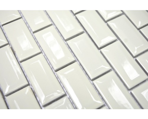 Rektangulära plattor i fiskbensmönster