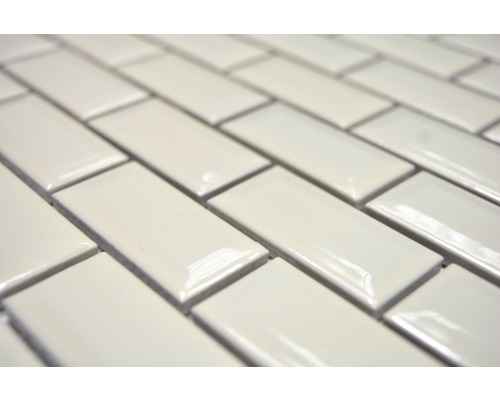 Rektangulära plattor i fiskbensmönster